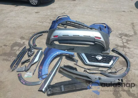 2022 Nissan Rogue Platinum Intelligent Awd z USA, uszkodzony, nr VIN JN8BT3DD1NW272452